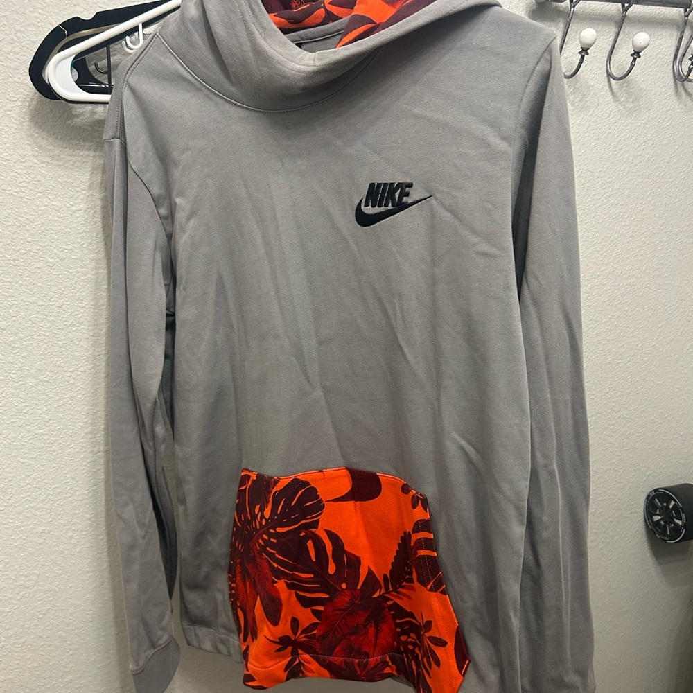 Boys Nike Gray Hoodie with Orange and Black Floral Design Never worn